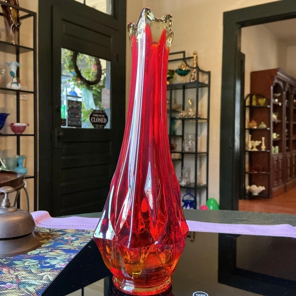 MCM Amberina Kanawha Swung Vtg Ombré Art Glass Bud Vase Diamond Cut 9
